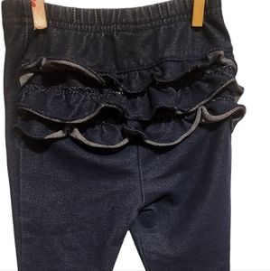 Girls blue leggings with ruffles